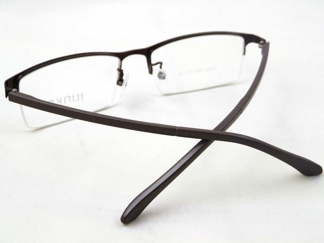 时尚男士钢皮眼镜框批发商务新款金属半框近视眼镜架厂家直销2520